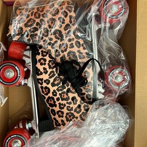 Impala Leopard Roller Skates